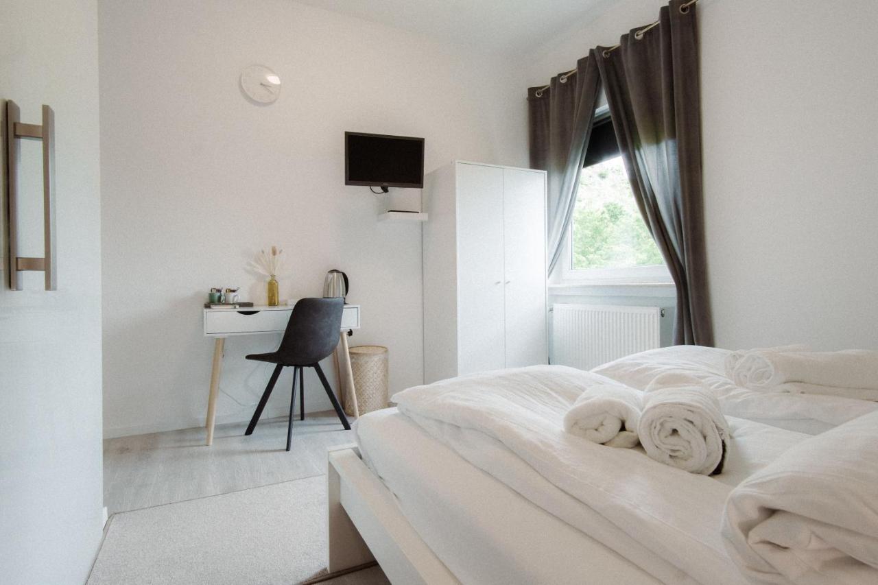 Magare Hotel & Restaurant Лахщайн Екстериор снимка